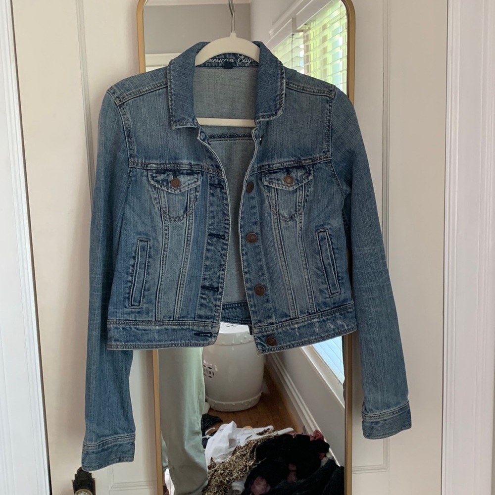 American Eagle Cropped Denim Jacket